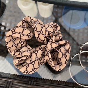 HANDMADE GUCCI SCRUNCHIE